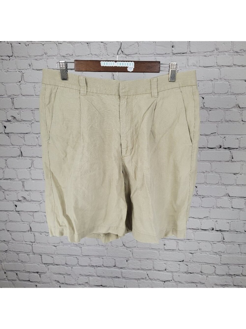 Brandini Beige 100% Linen Pleated Breathable Chino Shorts Size 33 (33x7.5)